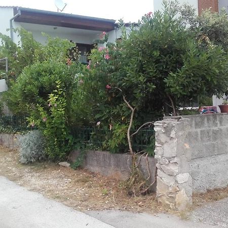 Apartmani Rosanda 2 Petrcane Exterior foto