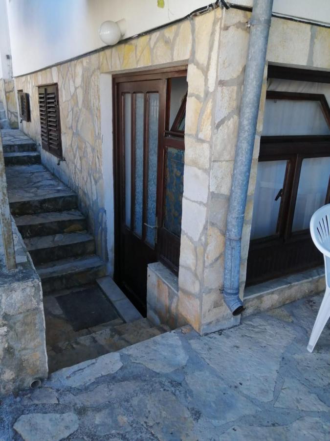 Apartmani Rosanda 2 Petrcane Exterior foto