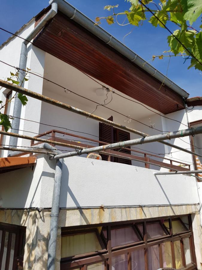 Apartmani Rosanda 2 Petrcane Exterior foto